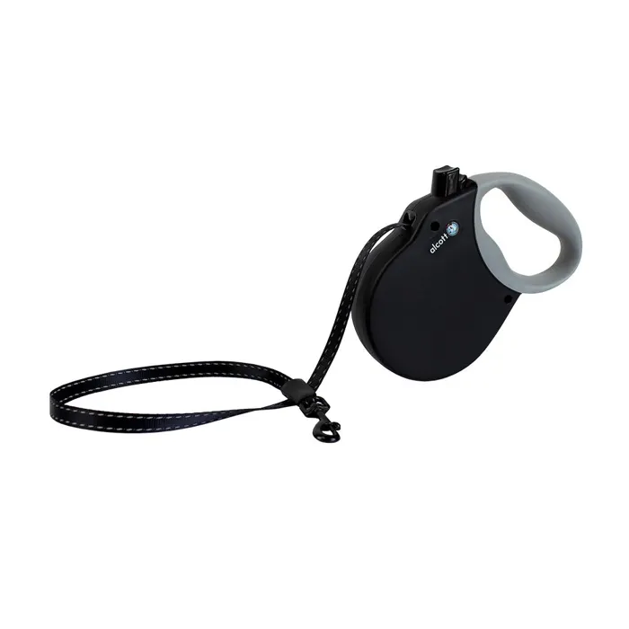Alcott Adventure Retract Leash Black Small