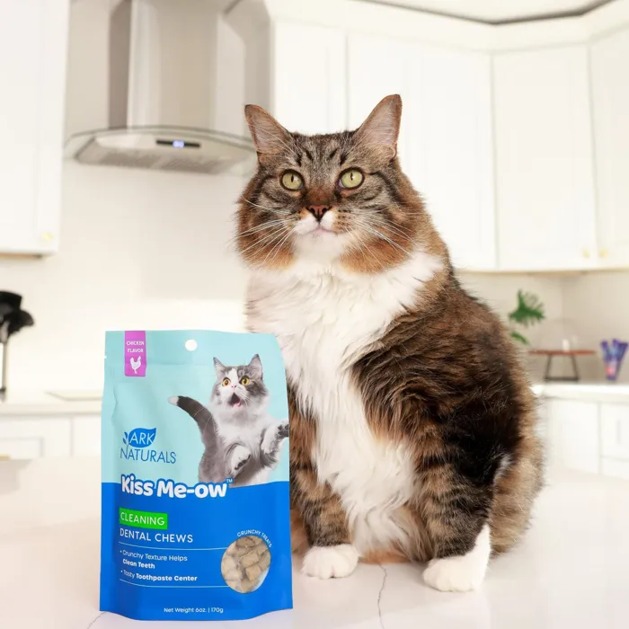 Ark Naturals Kiss Me-Ow Chicken Dental Chews, 6 oz with cat