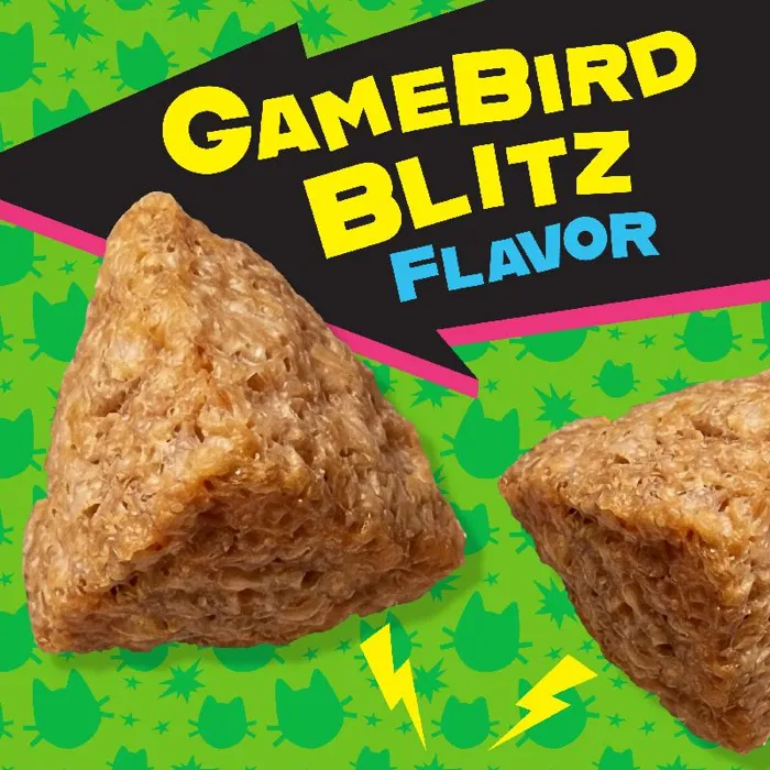 Fromm PurrSnackitty Gamebird Blitz crunchy treats close-up
