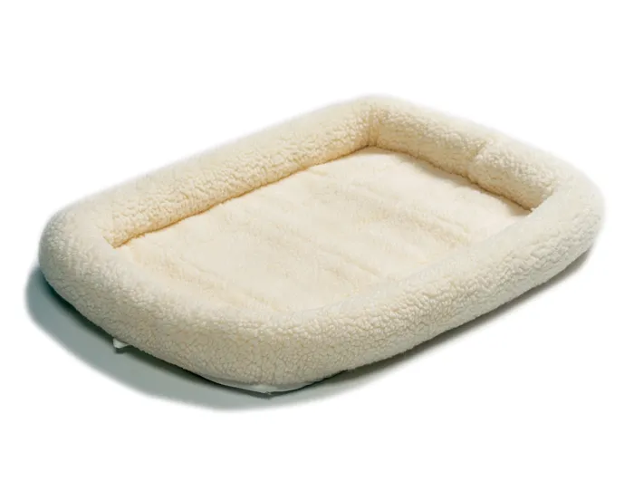 Midwest Quiet Time Pet Bed 22"x13" Sheepskin