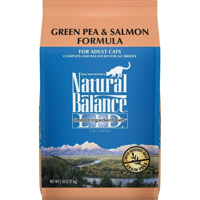 Lid Green Pea & Salmon Dry Cat Food 2-lb